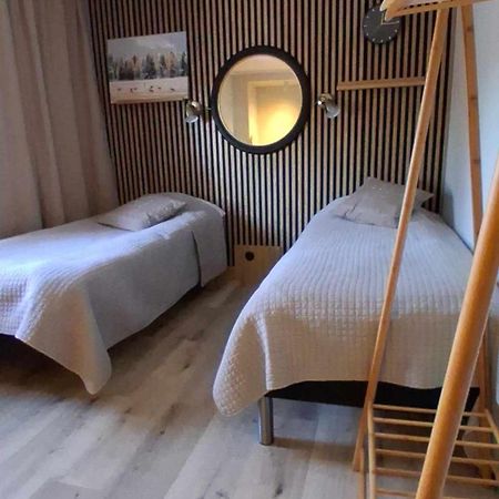 Villa Sjoehaesten Grangarde Ngoại thất bức ảnh